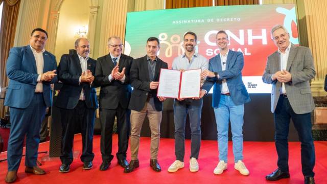 Leite lança programa CNH Social com 3 mil vagas para formação gratuita de motoristas