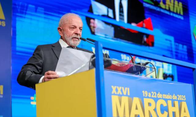 Lula anuncia crédito para reformas e acesso a médicos especialistas