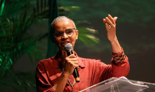 Marina Silva critica flexibilização de licenciamento ambiental em pronunciamento