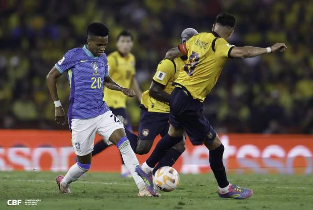 Brasil joga mal e fica no 0 a 0 com o Equador na estreia de Ancelotti