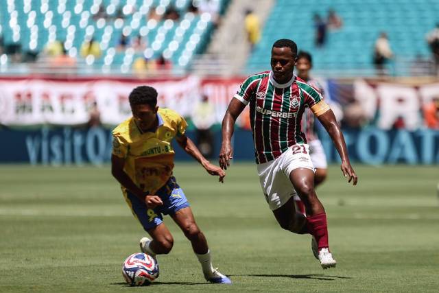 Fluminense segura empate com Mamelodi e se garante nas oitavas do Mundial
