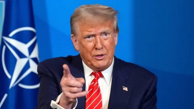Trump pede para que deixem Bolsonaro em paz
