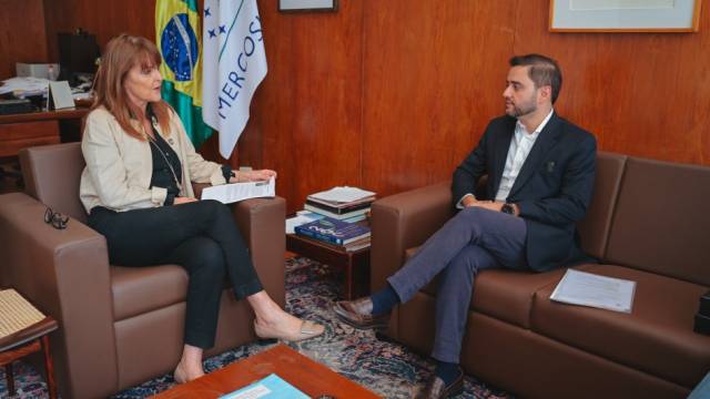 Gabriel Souza busca apoio do Itamaraty para avançar com pontes internacionais entre Brasil e Argentina