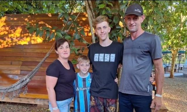 Quatro pessoas da mesma família morrem em acidente em São Pedro do Butiá
