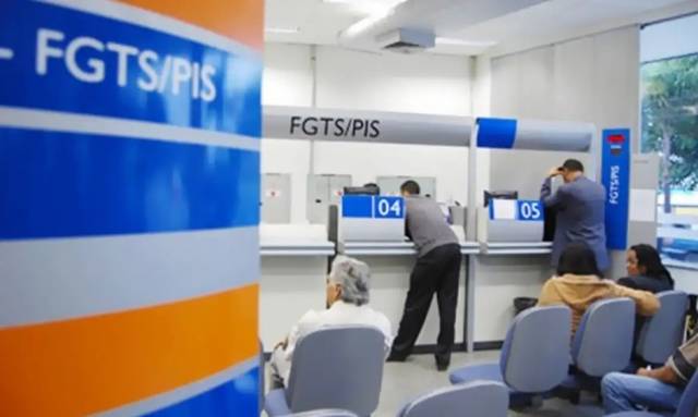 Nascidos em novembro e dezembro podem sacar abono salarial PIS/Pasep