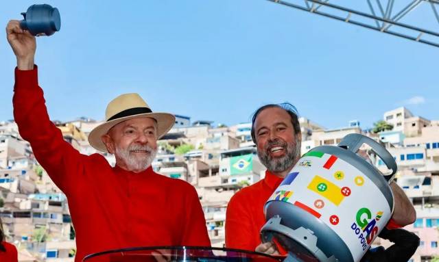 Governo Lula garante gás de graça para 15,5 milhões de famílias