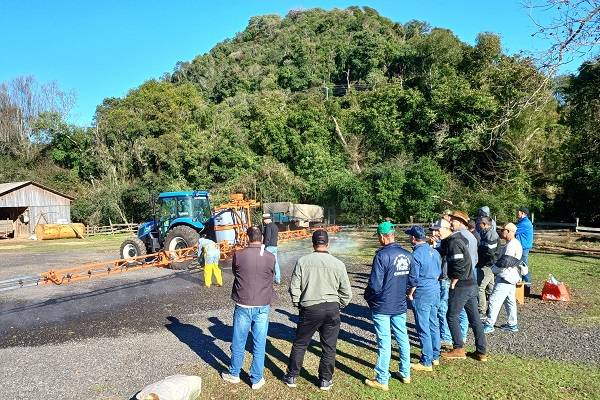 Inspeciona-RS já capacitou 21 mil agricultores para uso responsável de defensivos