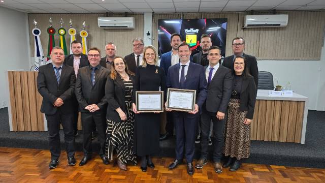 Presidentes da OAB no RS e da Subseção TM recebem homenagem da Câmara Municipal