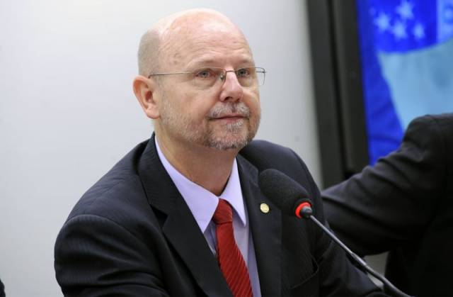 Hackers invadem perfil do deputado Bohn Gass no Instagram