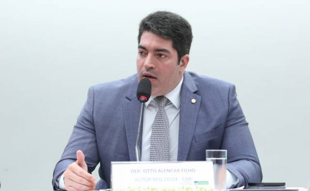 Comissão da Câmara dos Deputados aprova proibição do horário de verão no Brasil