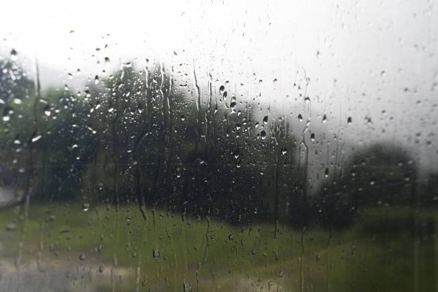 Fim de semana no RS terá avanço de frente fria com alerta de tempestades