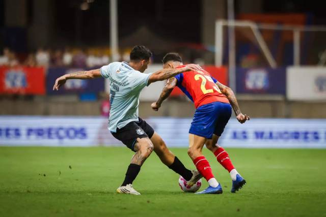 Grêmio é goleado pelo Bahia na Fonte Nova