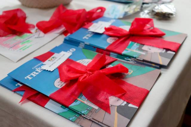 Revista em quadrinhos conta fatos marcantes dos 70 anos de Três de Maio