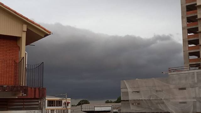 Chuva retorna à região com rajadas de vento e relatos de granizo