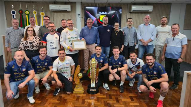 Câmara de Vereadores homenageia União pela conquista de título estadual