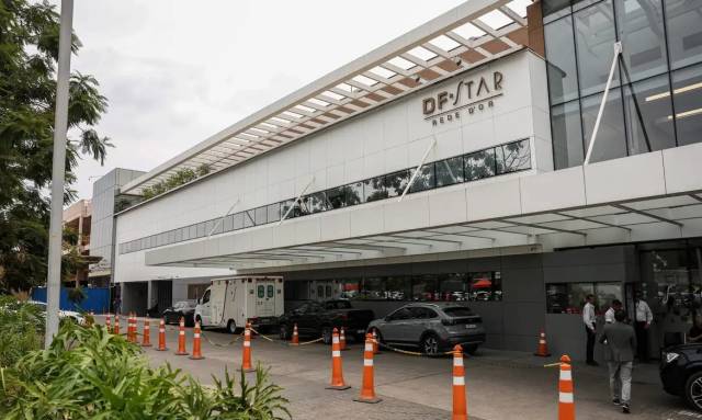 Bolsonaro deve passar o Réveillon no hospital, diz equipe médica