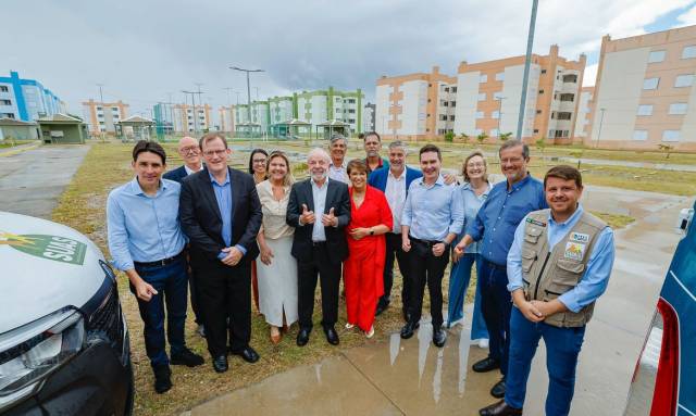 Lula entrega 1.276 unidades do Minha Casa, Minha Vida no RS