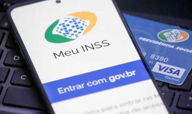 INSS diz que não deixará de pagar aposentadoria a quem não tem nova identidade
