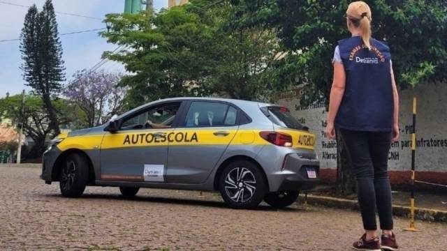 Detran-RS anuncia retirada do teste de baliza para primeira habilitação