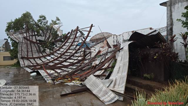 Fortes ventos causam estragos em Doutor Maurício Cardoso