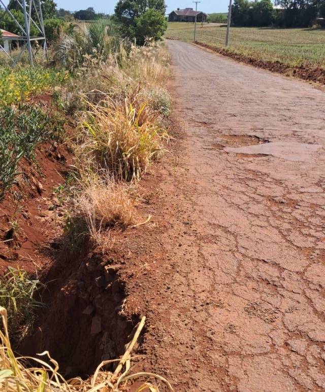 Vereadores cobram recuperação da estrada estadual que liga a Manchinha e Progresso