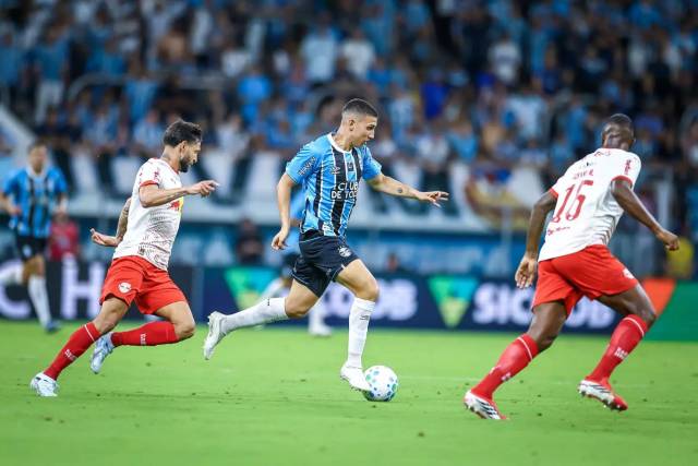 Grêmio empata por 1 a 1 com o Bragantino pelo Brasileirão