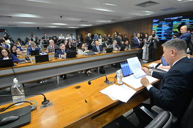 CPMI do INSS ouve ex-dirigente da Contag nesta segunda