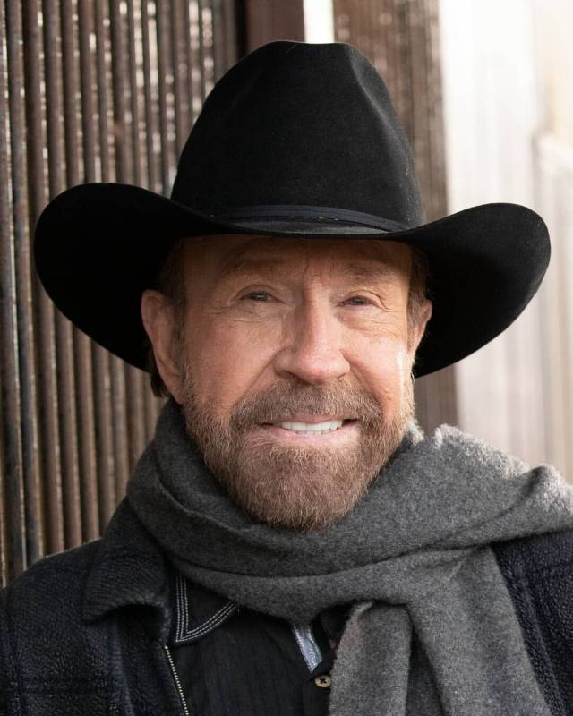 Chuck Norris, astro de filmes de ação e dos memes, morre aos 86 anos