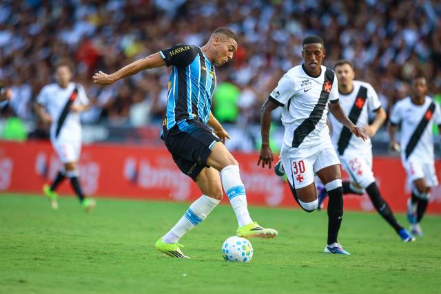 Grêmio perde para o Vasco de Renato pelo Brasileirão