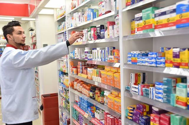 Sancionada lei que permite farmácias nos supermercados