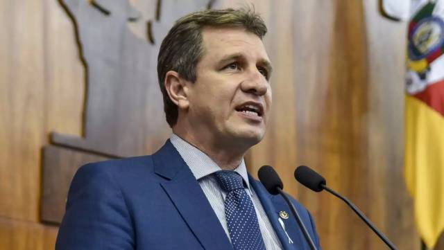 Ernani Polo troca PP pelo PSD para compor chapa com Gabriel Souza