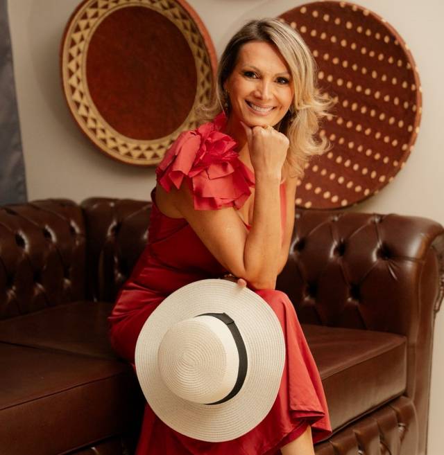 Ronize Damassini anuncia pré-candidatura a deputada estadual pelo PP