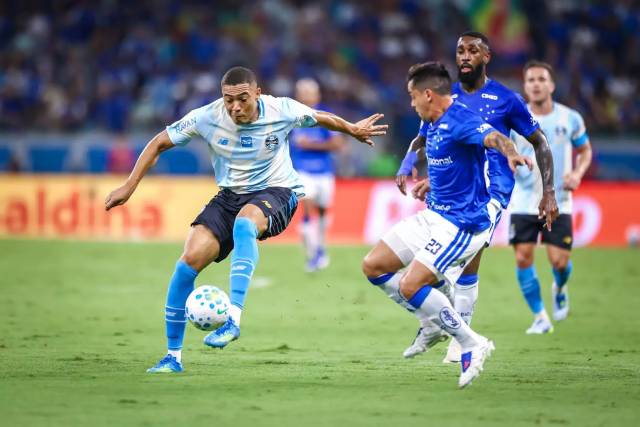 Grêmio perde para o Cruzeiro por 2 a 0 pelo Campeonato Brasileiro