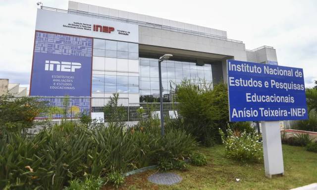 MEC prorroga prazo para pedir isenção da taxa de inscrição do Enem