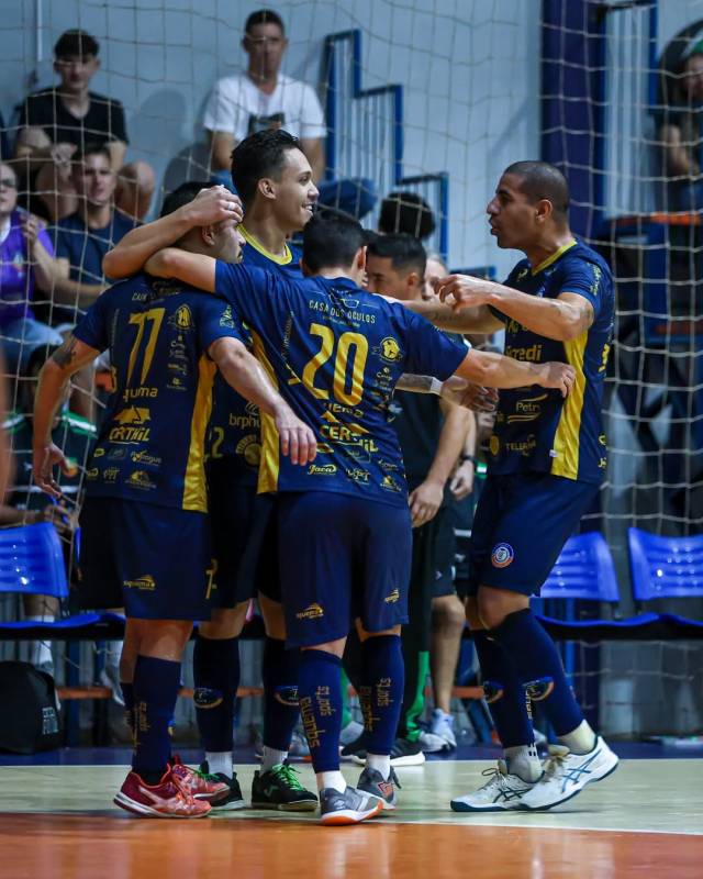 União vence Entre-Ijuís na AABB e ainda tem chance de se classificar