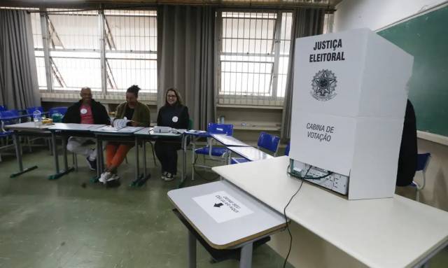 Prazo para obter ou regularizar o título de eleitor termina hoje