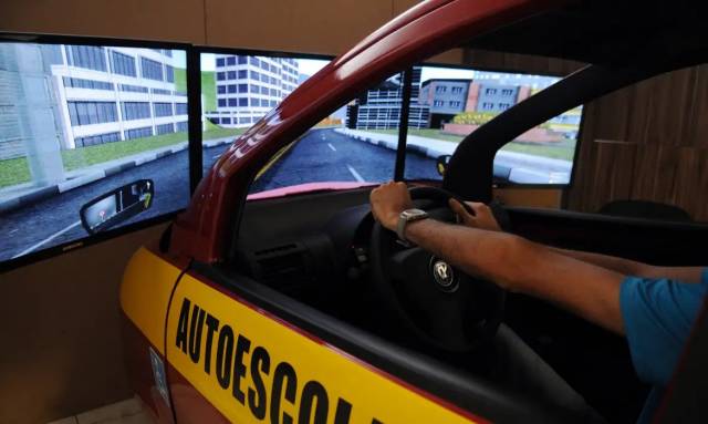 Governo lança sistema para aluno buscar instrutor e autoescola
