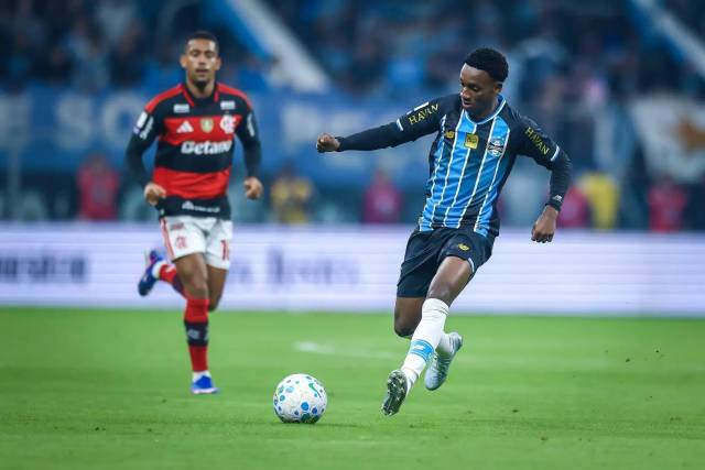 Grêmio perde na Arena para o Flamengo pelo Campeonato Brasileiro
