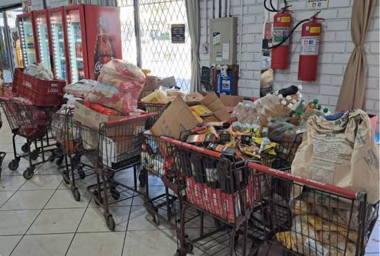MP apreende cinco toneladas de produtos impróprios para o consumo em Ijuí