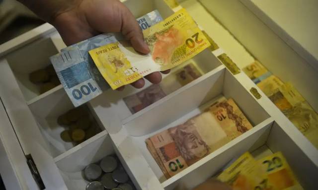 Prazo para envio da declaração anual do MEI termina neste domingo