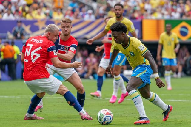 Com dois gols de Haaland, Noruega vence e Brasil deixa a Copa do Mundo