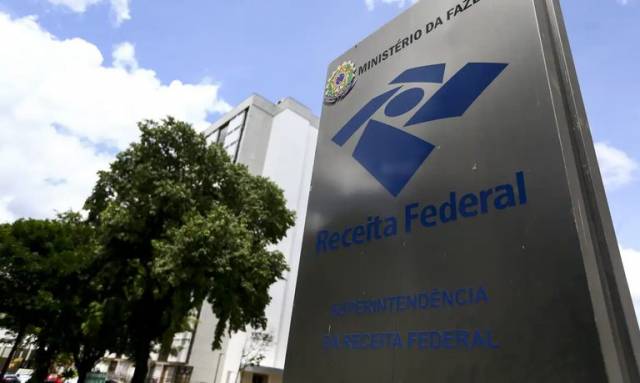 Receita adia cronograma de destaque de impostos da reforma tributária