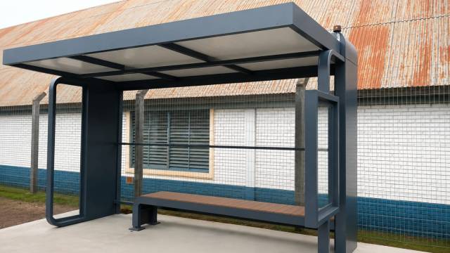 Santa Rosa inicia implantação de 41 novas paradas de ônibus para o transporte coletivo