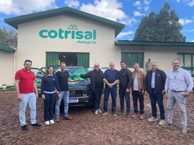 Associado de Alegria leva Fiat Toro Total Flex 0km em sorteio da Cotrisal