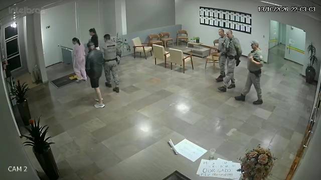 Após sessão polêmica, vereadora sai da Câmara de TM com escolta policial
