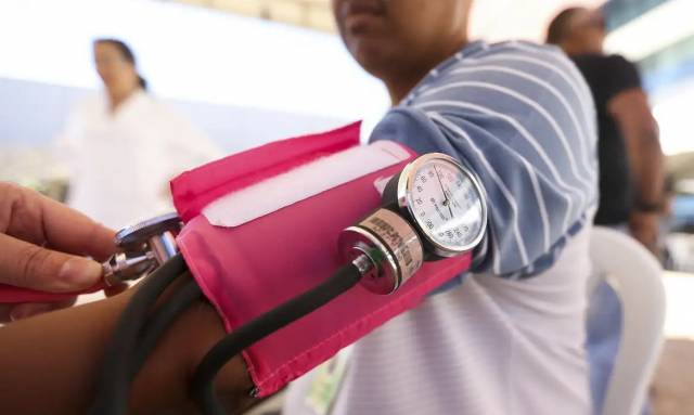 Hipertensão atinge 28% de crianças e adolescentes, mostra estudo
