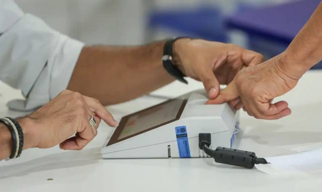 Eleitores vão às urnas hoje para escolher o presidente do República