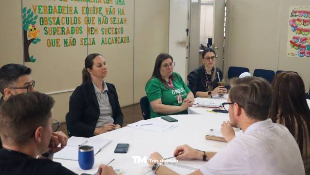 Três de Maio oficializa comissão da Rede Municipal de Proteção à Família